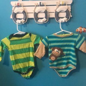 6-9 month onesies.